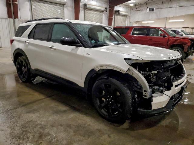 Ford Explorer St-line Image 11