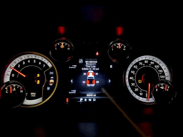 Ram 1500 Laramie Image 8