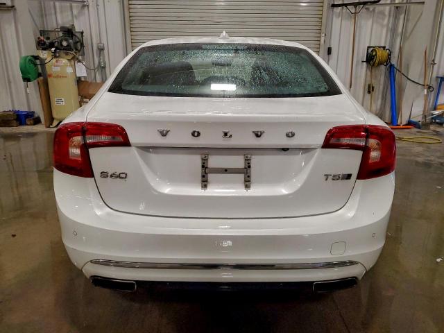 Volvo S60 Inscription Image 6