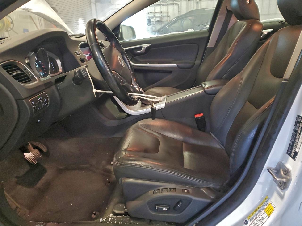 Volvo S60 Inscription Image 5