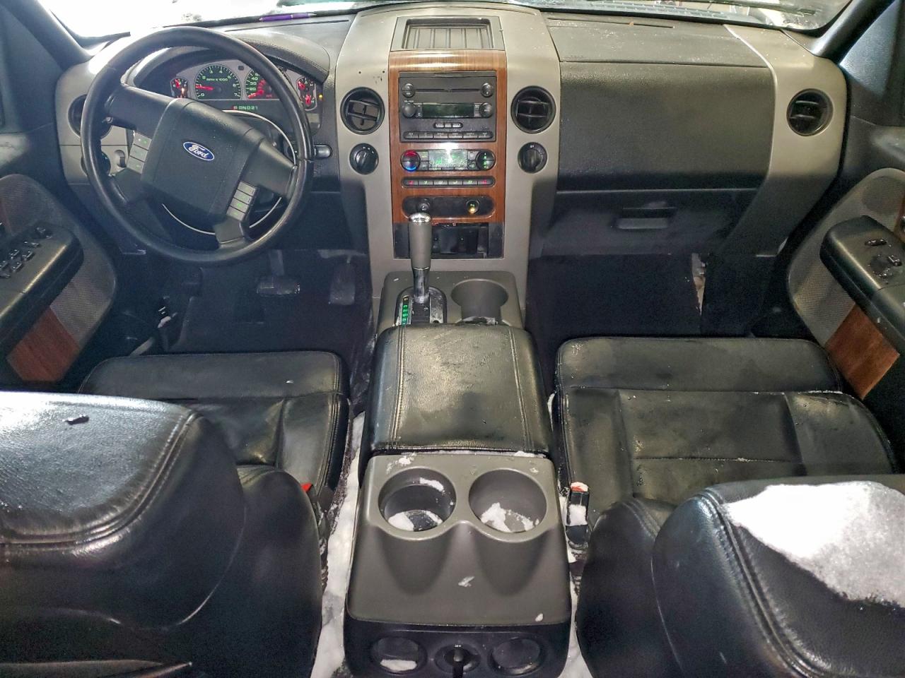 Ford F-150 Supercrew Image 11