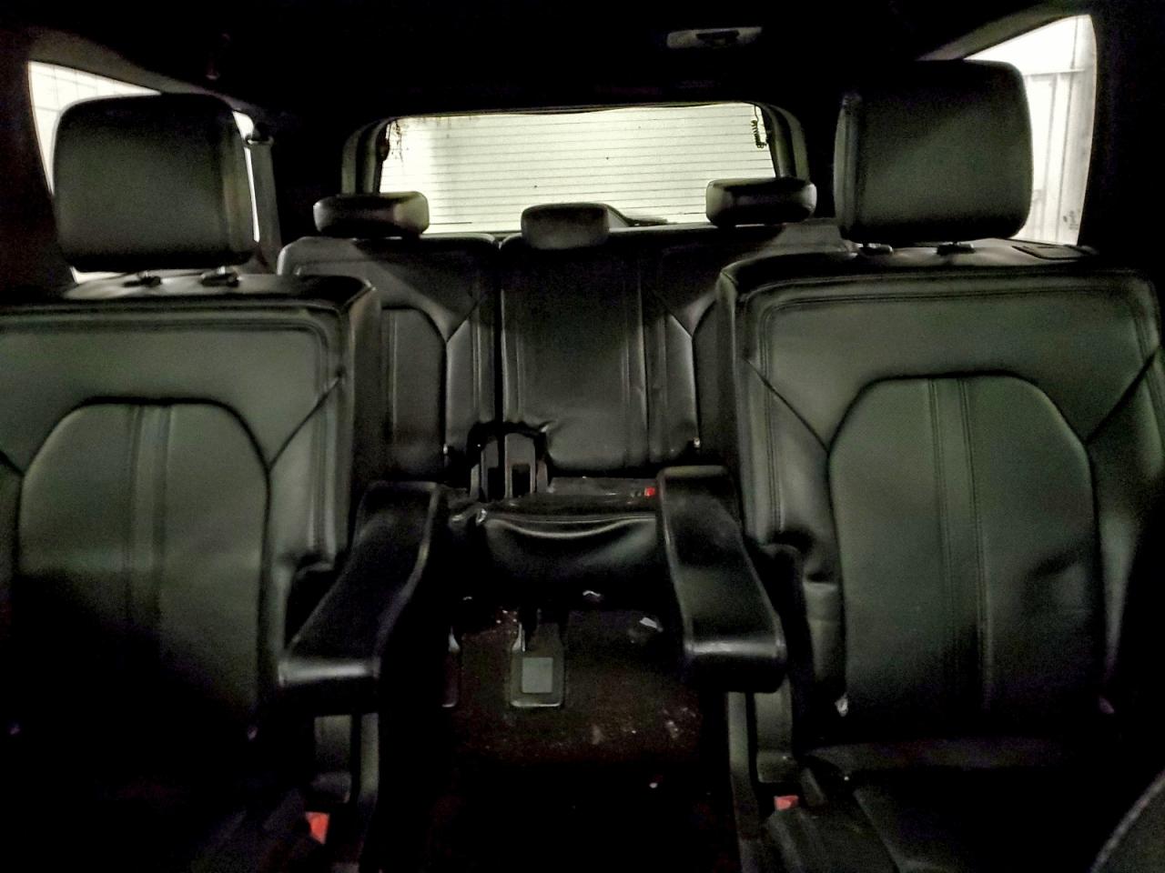 Ford Expedition Max Limited Image 11