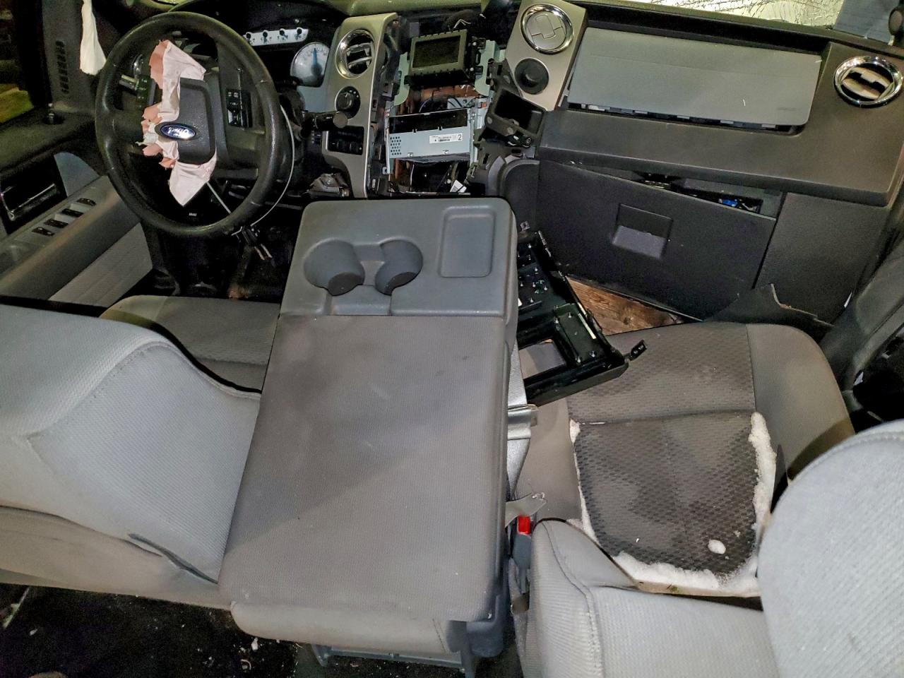 Ford F-150 Supercrew Image 8