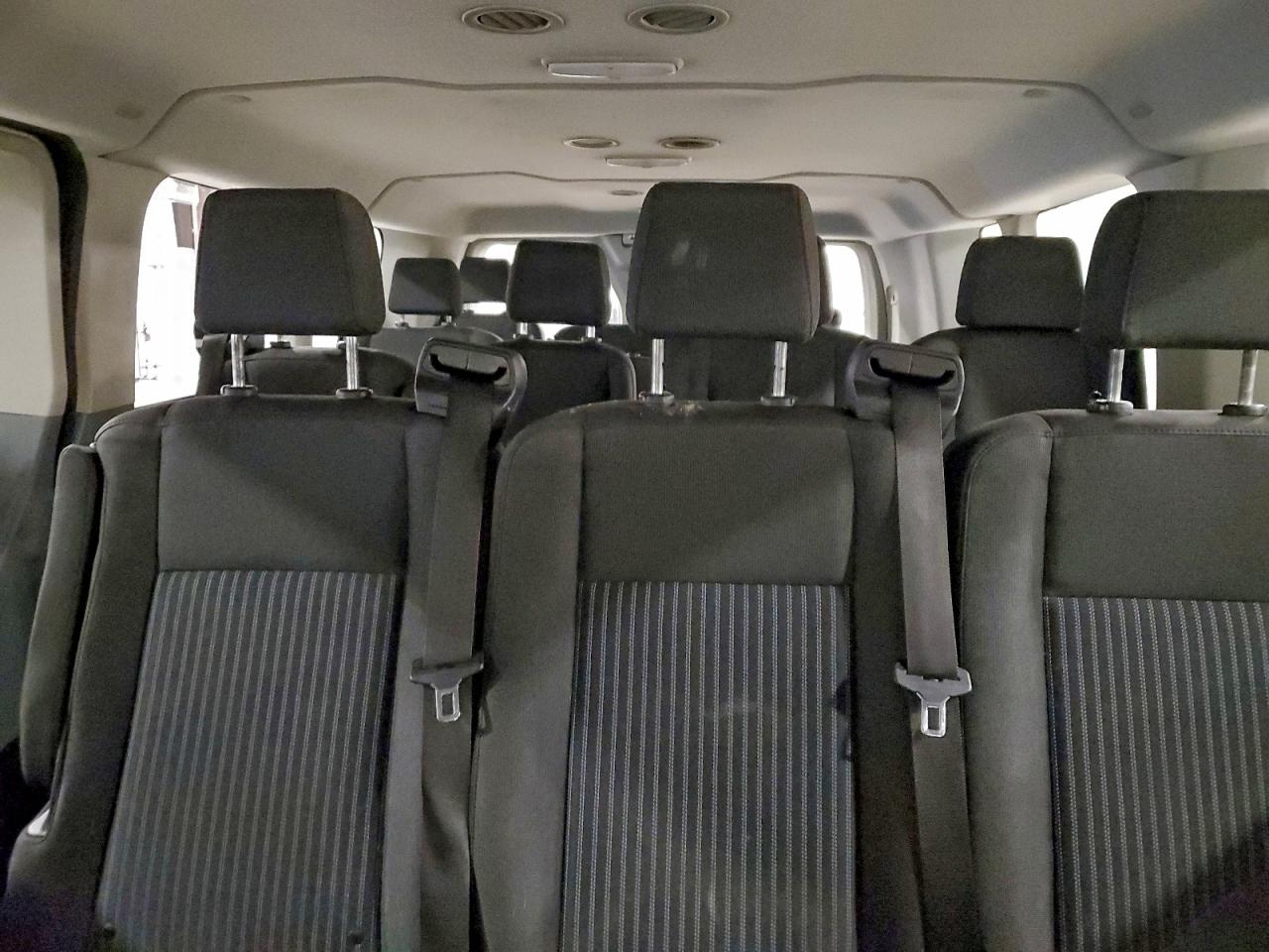 Ford Transit T-350 Image 12