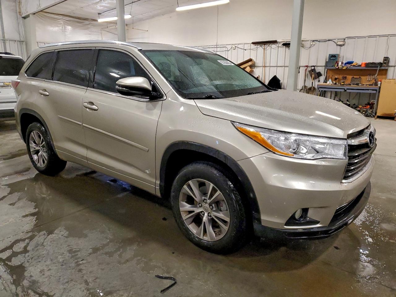 Toyota Highlander Xle Image 3