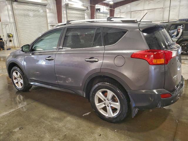 Toyota RAV4 Xle Image 2