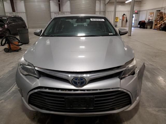 Toyota Avalon Hybrid Image 11