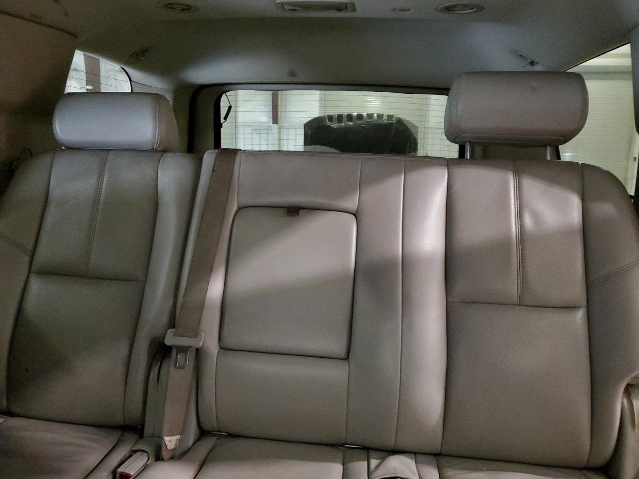 Chevrolet Tahoe K1500 Image 8