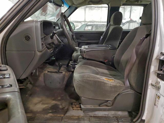 Chevrolet Silverado K2500 Heavy Duty Image 6