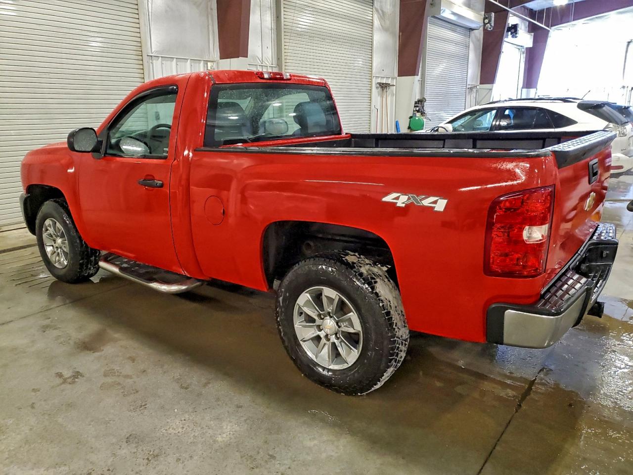 Chevrolet Silverado K1500 Image 4
