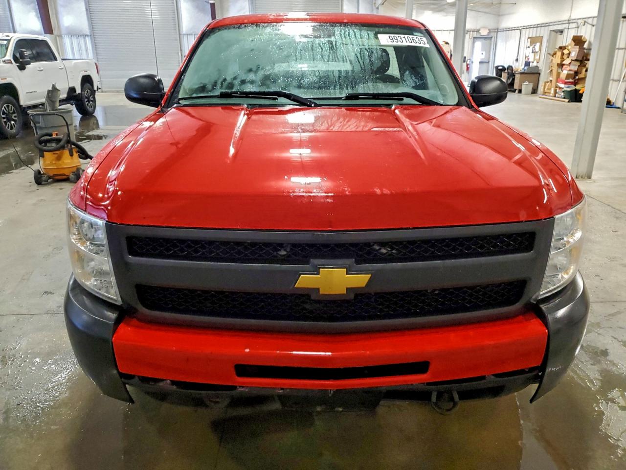 Chevrolet Silverado K1500 Image 11