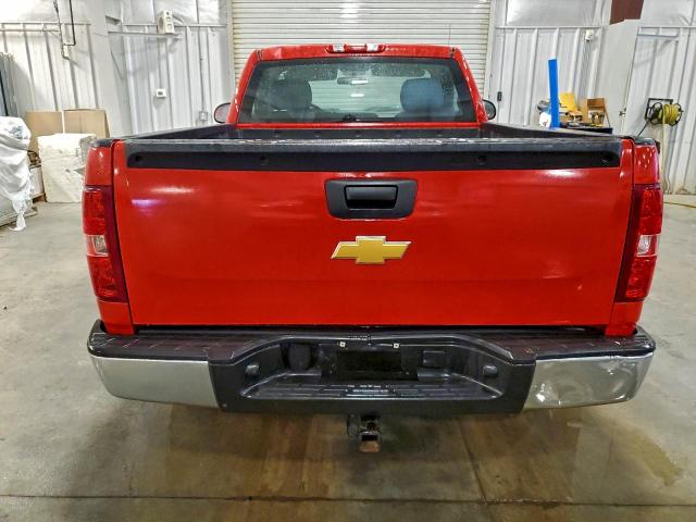 Chevrolet Silverado K1500 Image 8