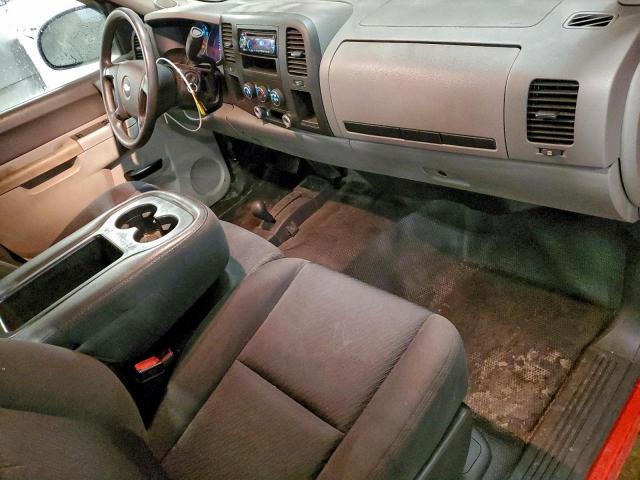 Chevrolet Silverado K1500 Image 6