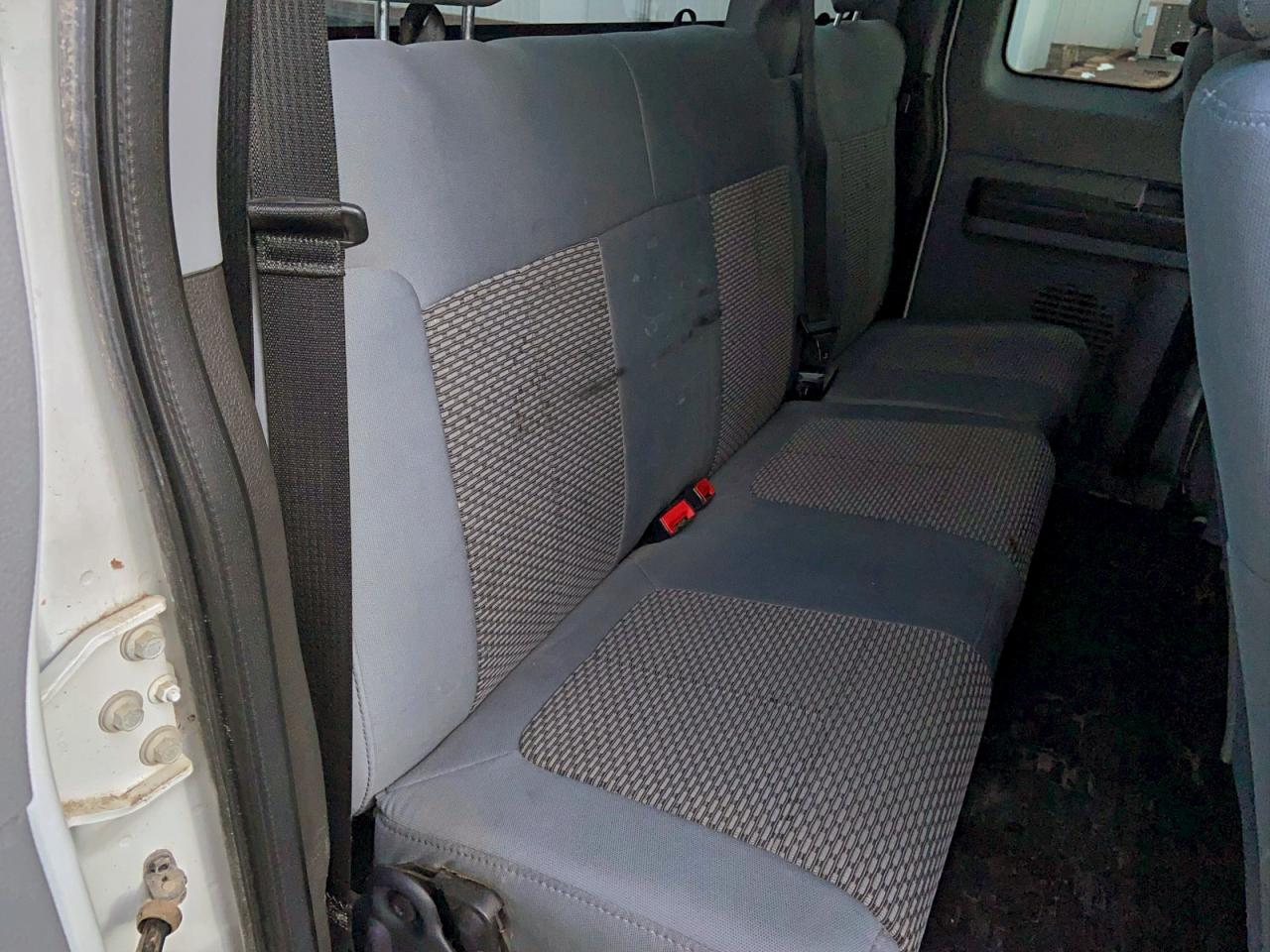 Ford F-250 Super Duty Image 4