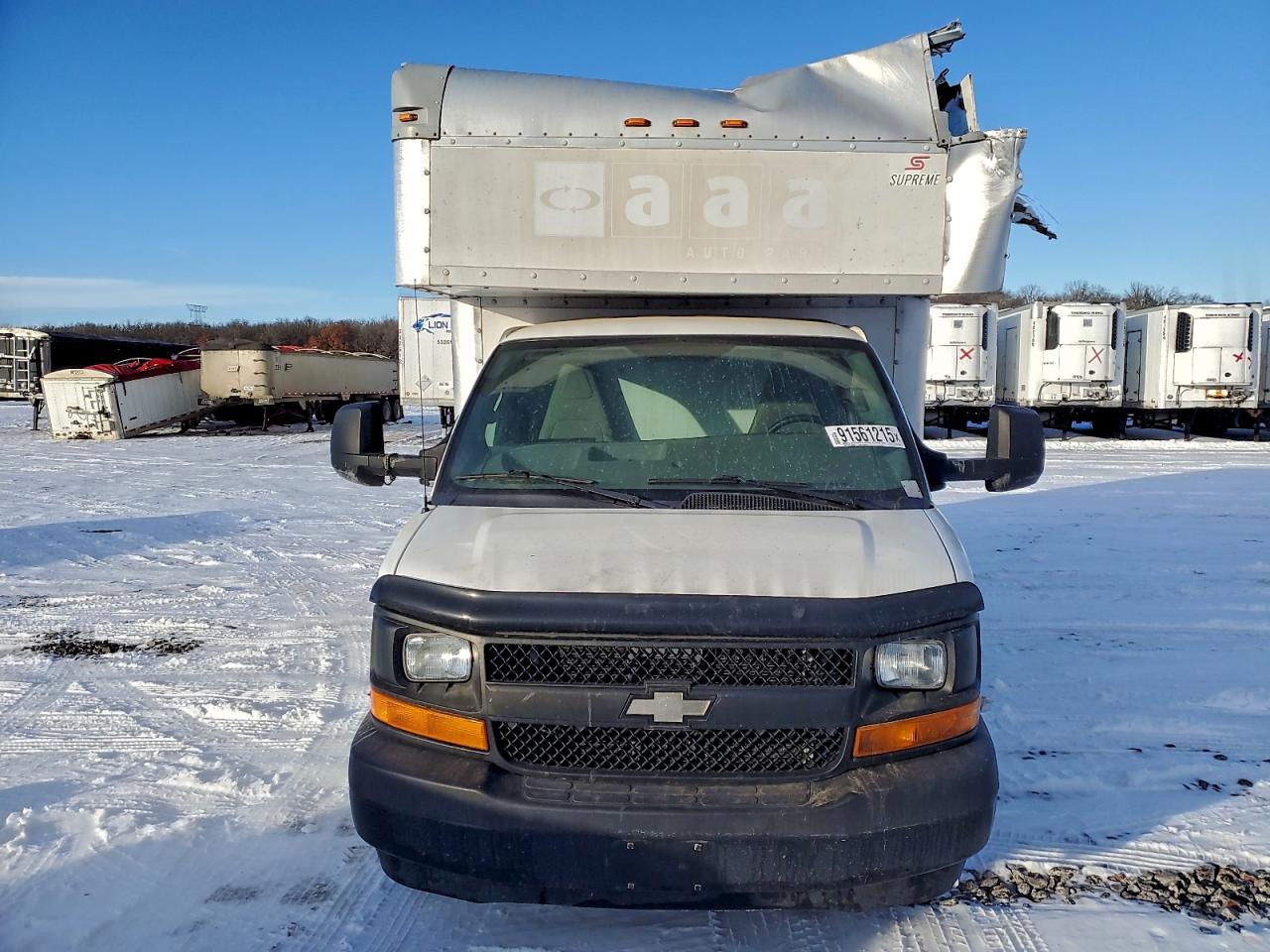 Chevrolet Express Image 3