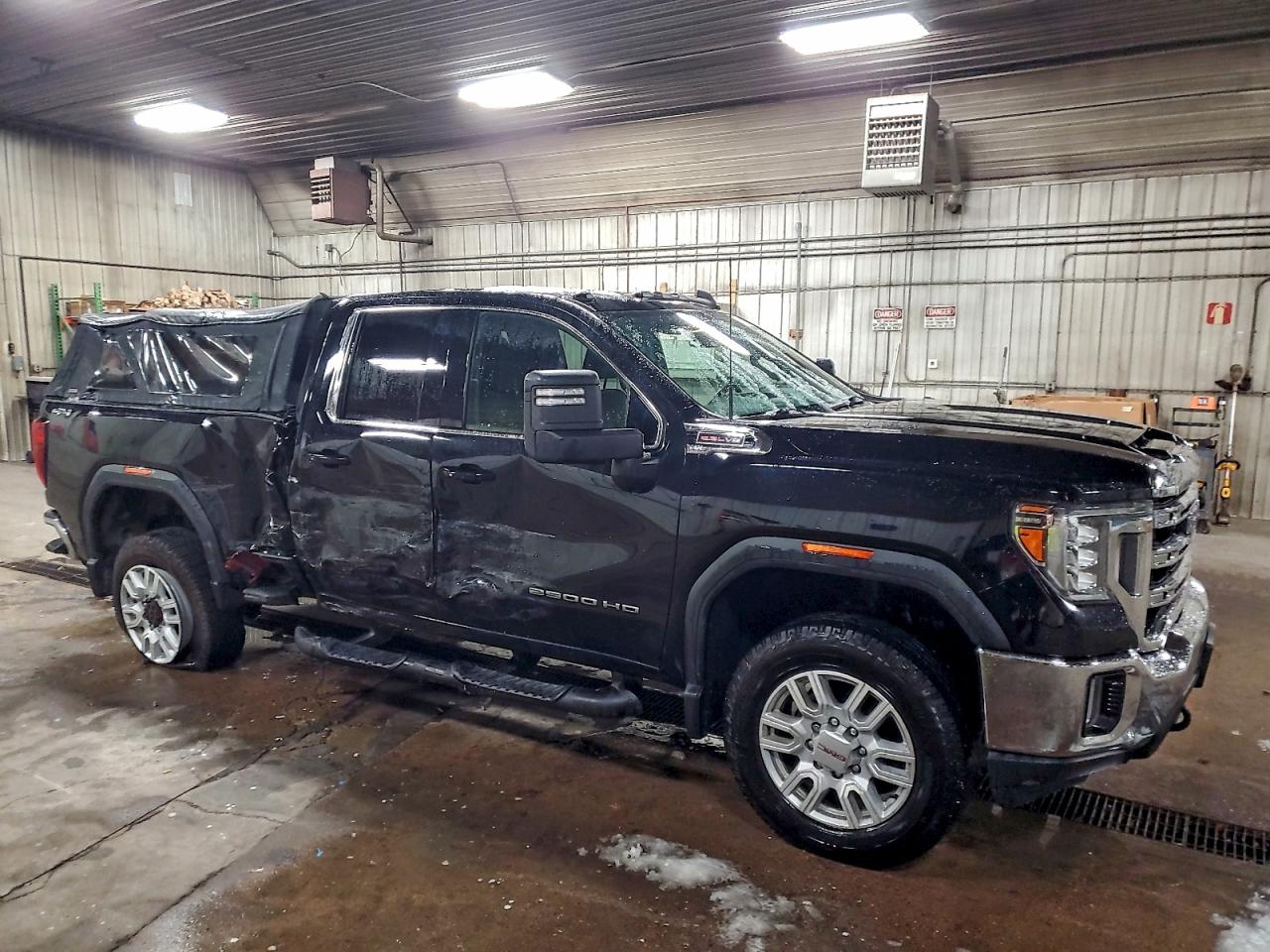 GMC Sierra K2500 Sle Image 2