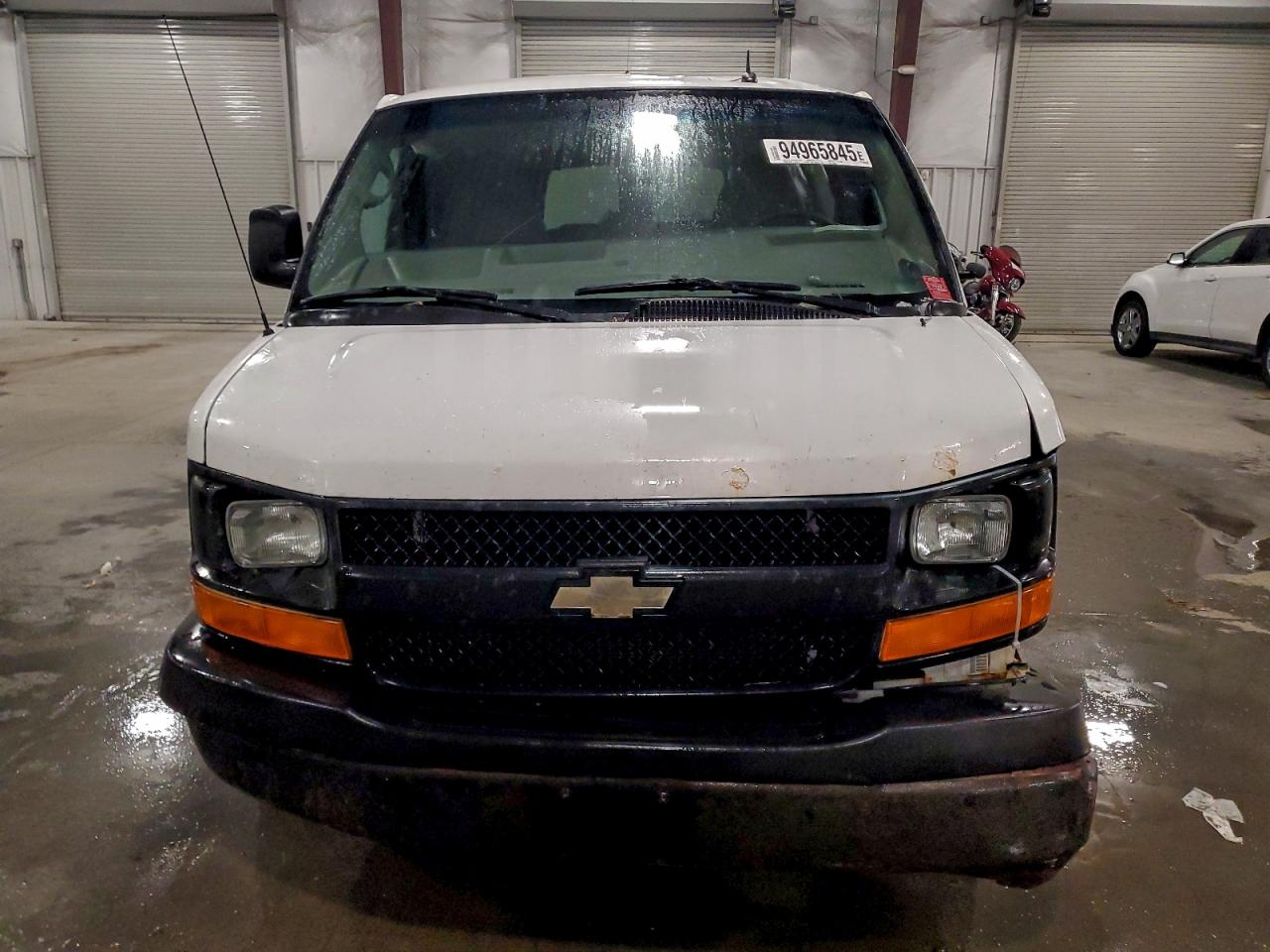 Chevrolet Express Ls Image 5