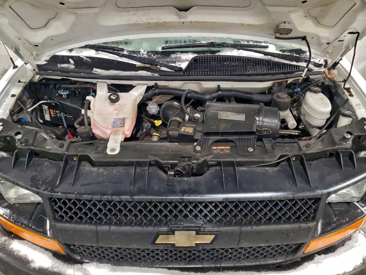 Chevrolet Express Ls Image 11