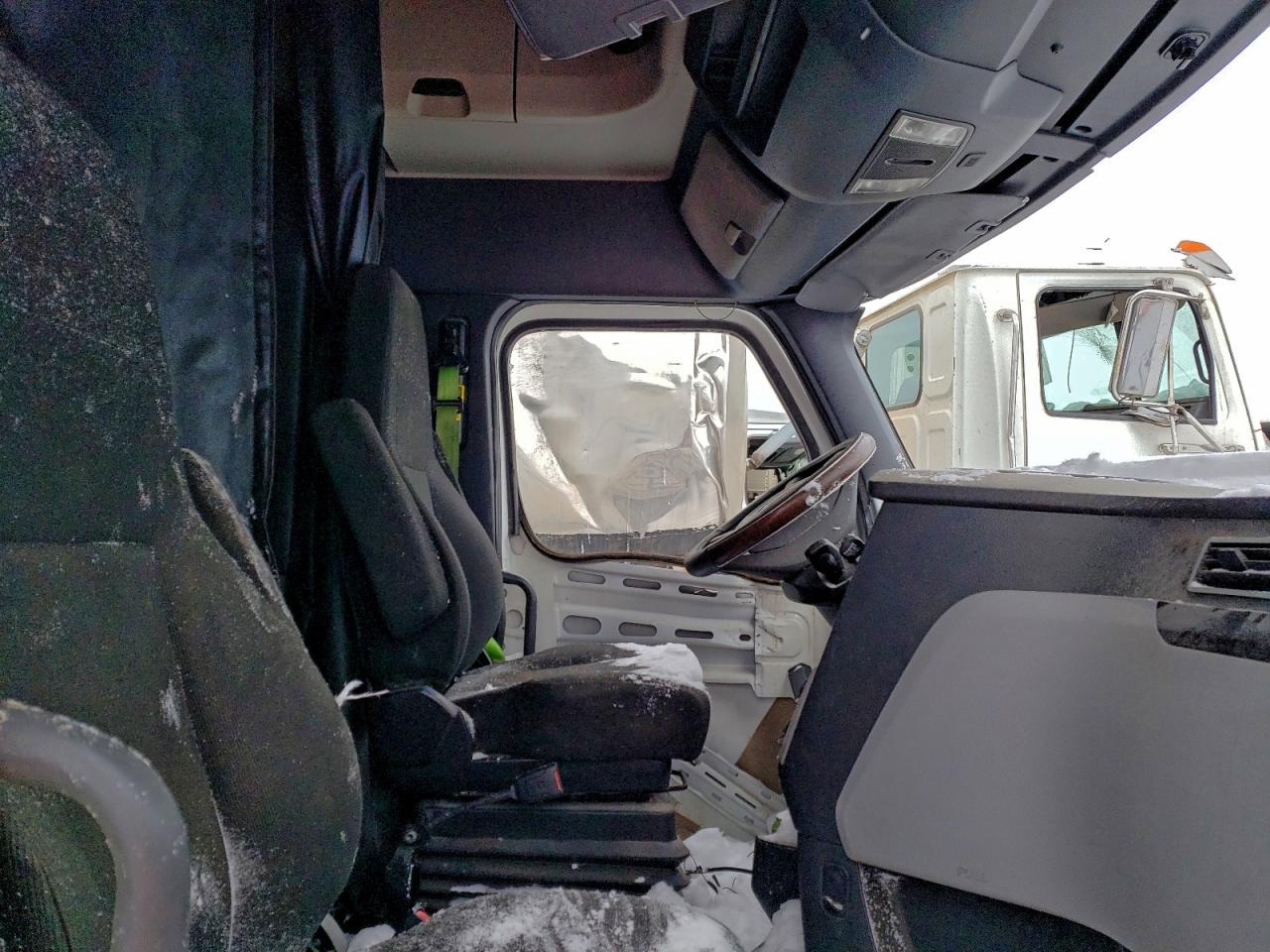 Freightliner Cascadia 1 Image 5