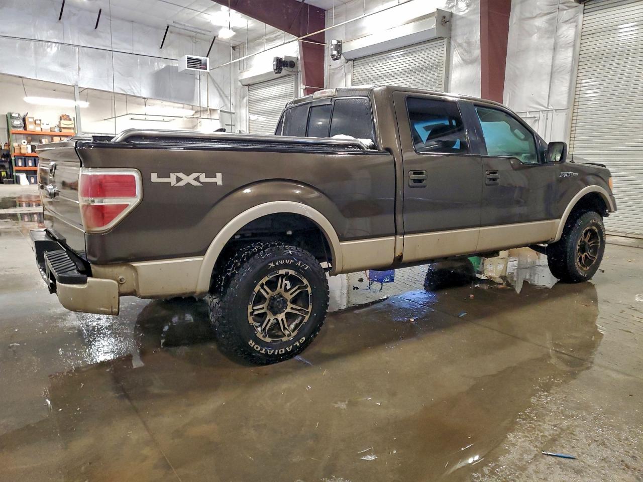 Ford F-150 Supercrew Image 3