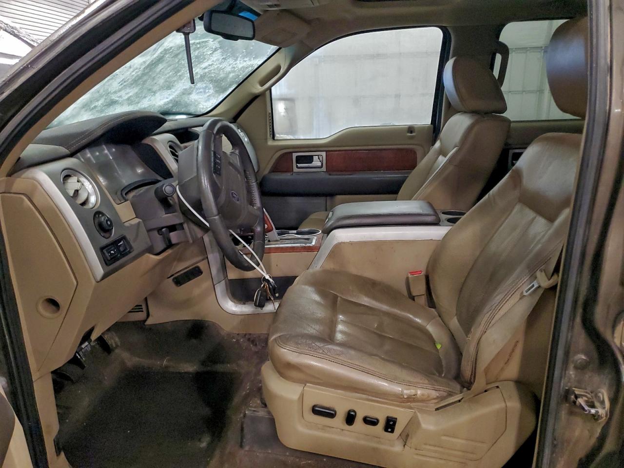 Ford F-150 Supercrew Image 5