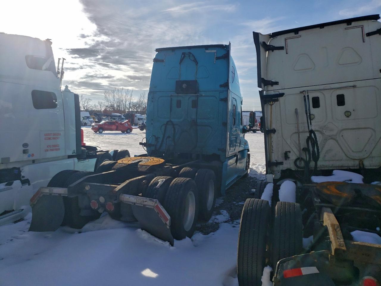 Freightliner Cascadia 1 Image 3