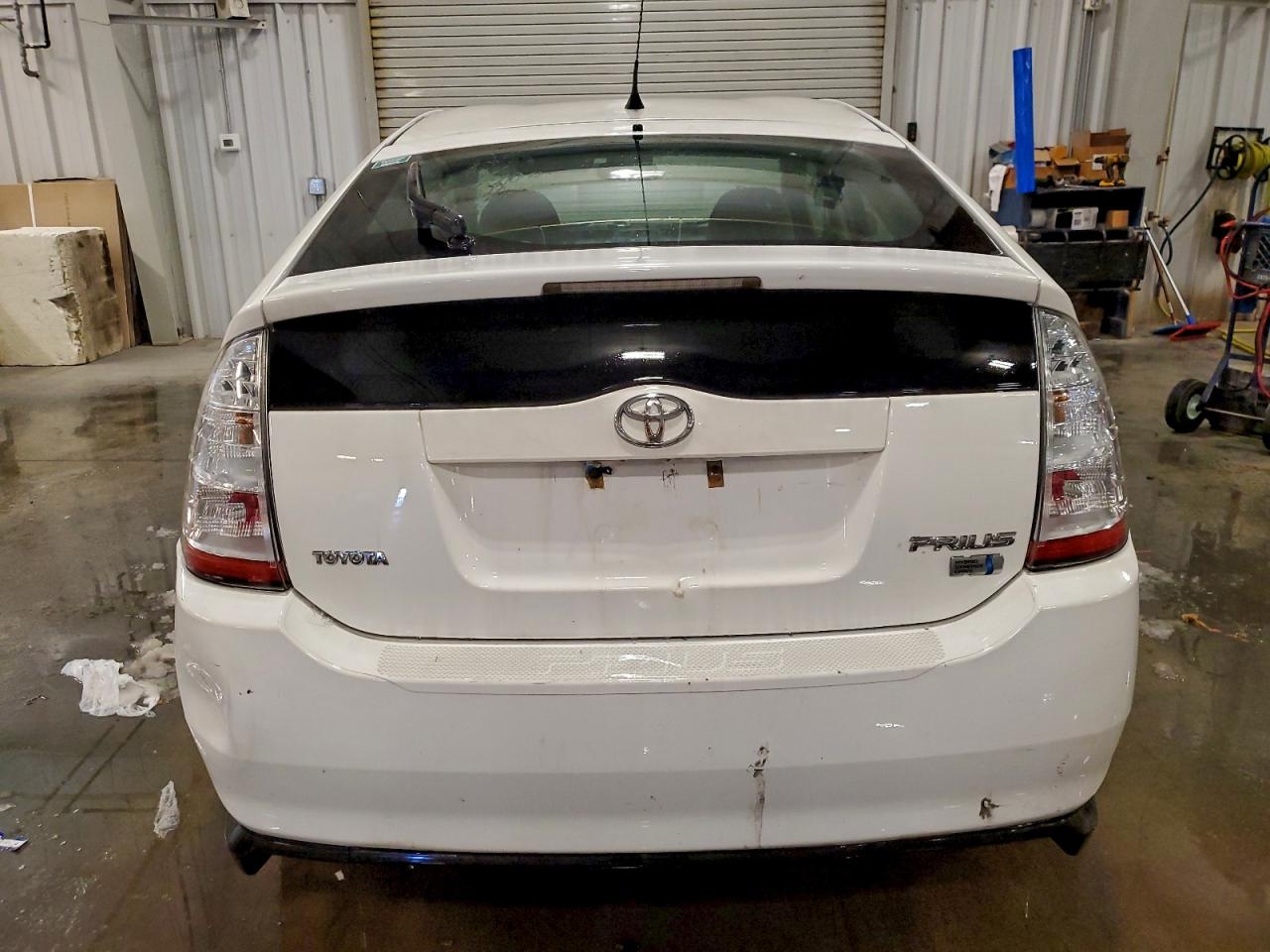 Toyota Prius Image 10
