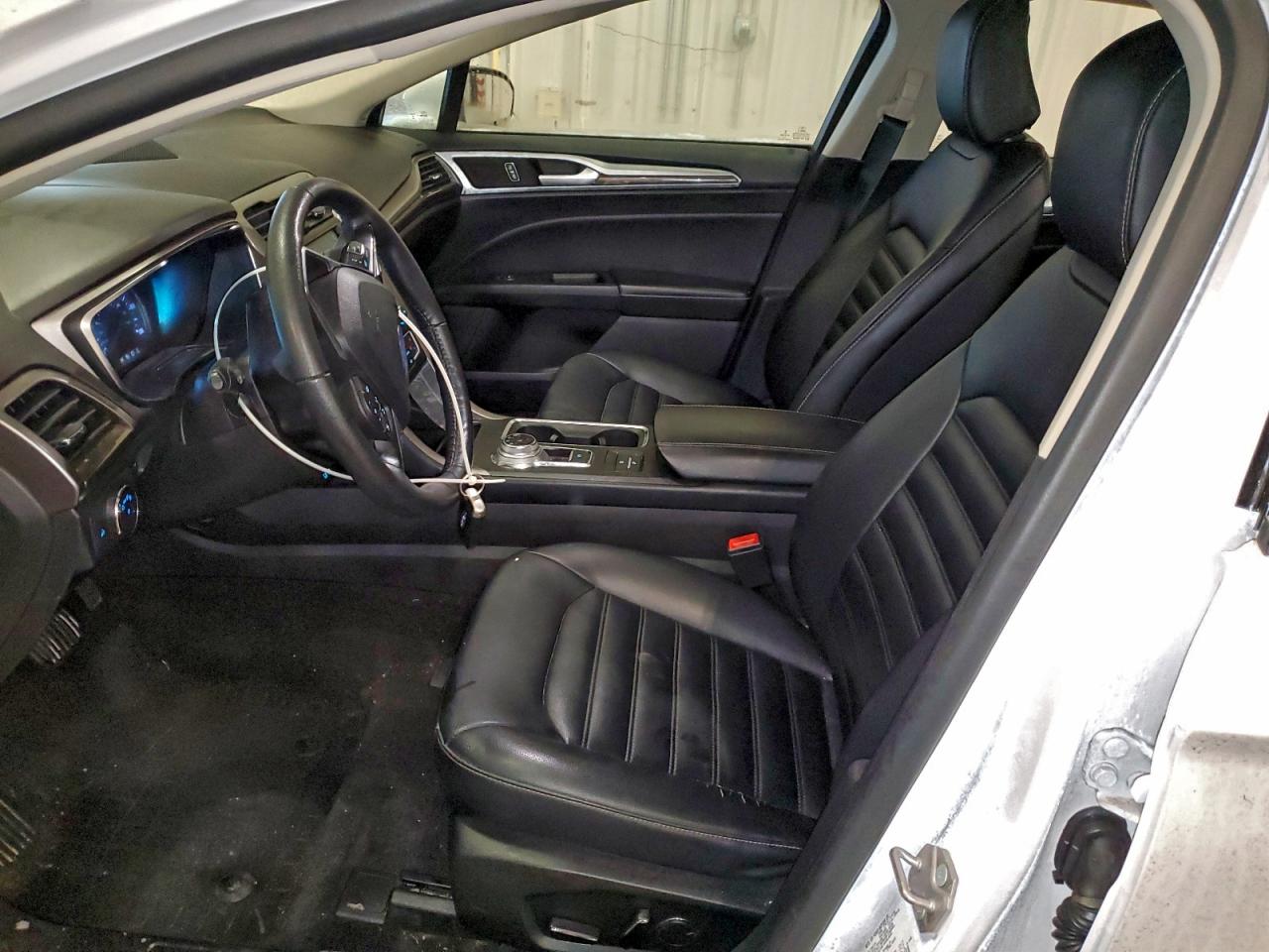 Ford Fusion Sel Image 8