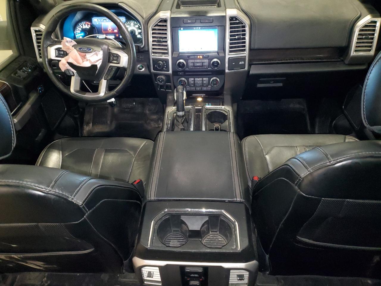 Ford F-150 Supercrew Image 6