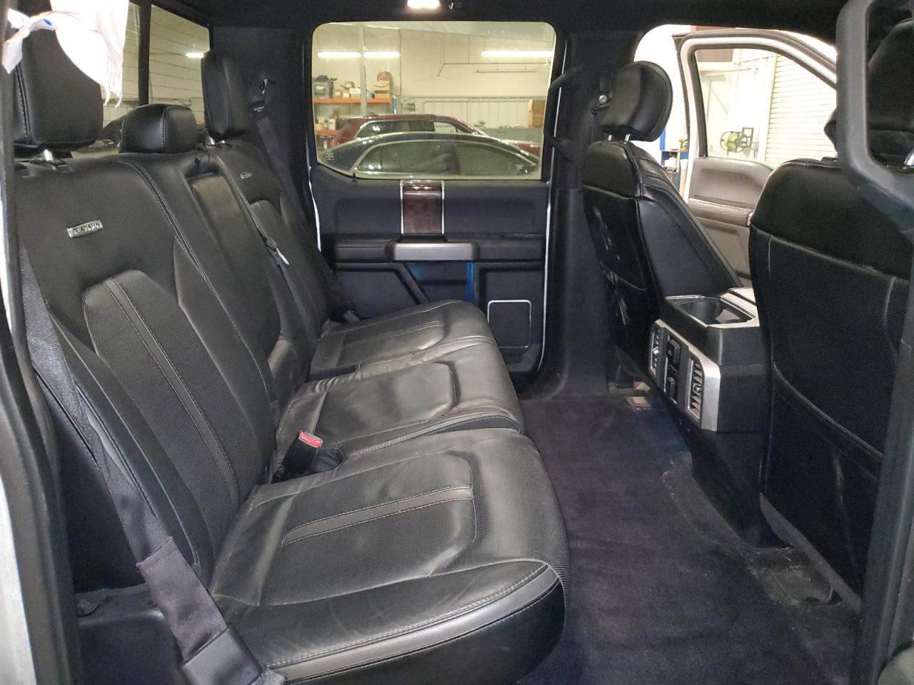 Ford F-150 Supercrew Image 10