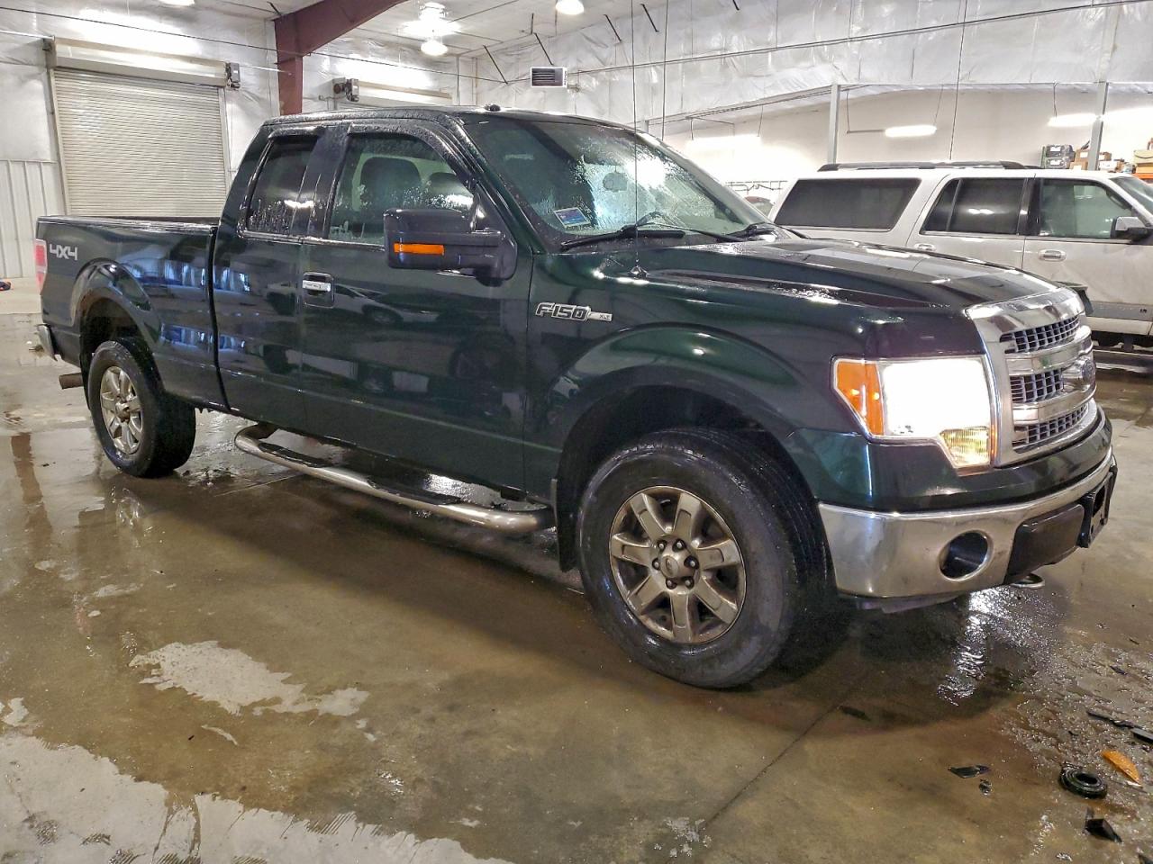 Ford F-150 Super Cab Image 3