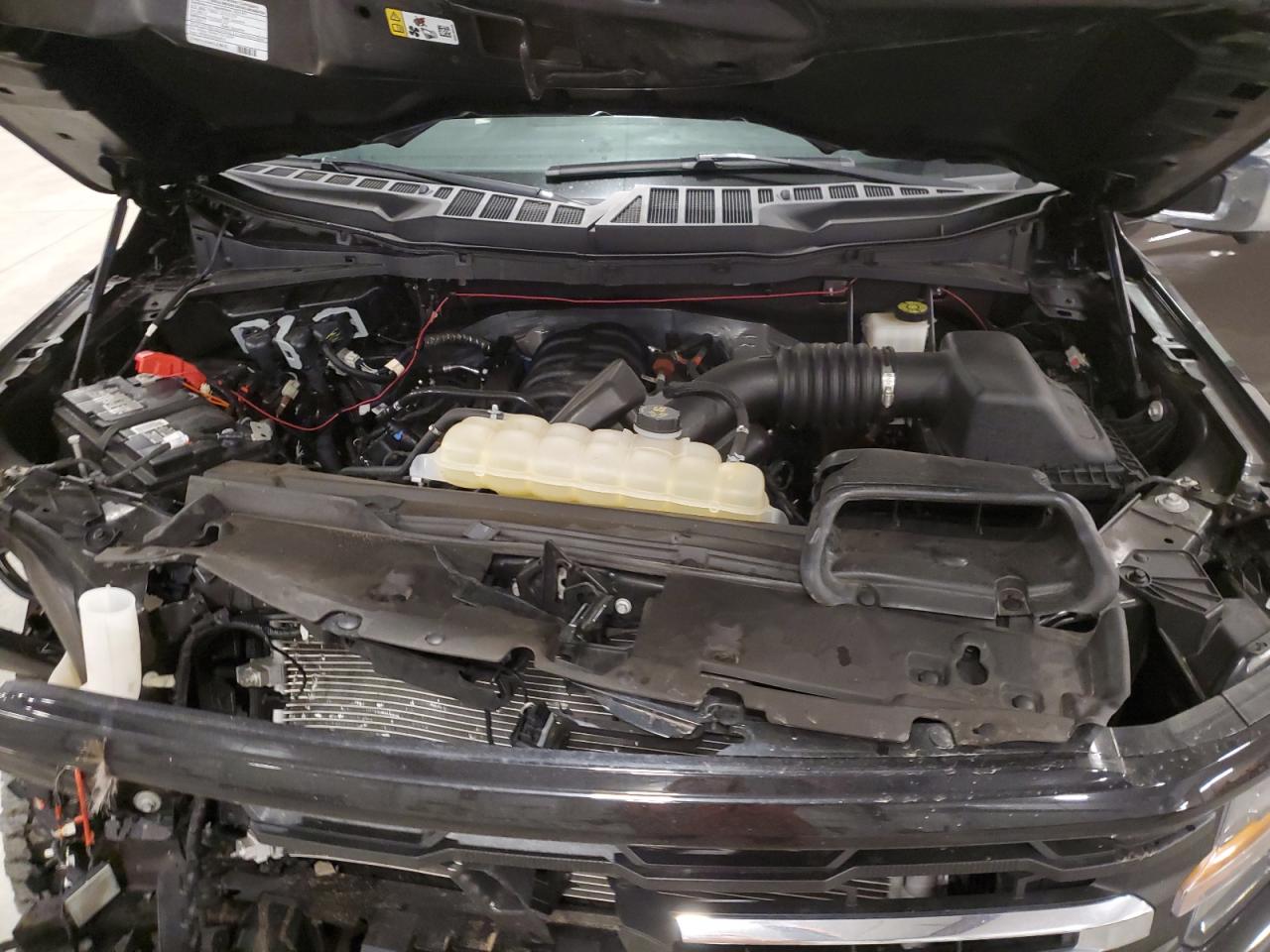 Ford F-150 Xlt Image 9