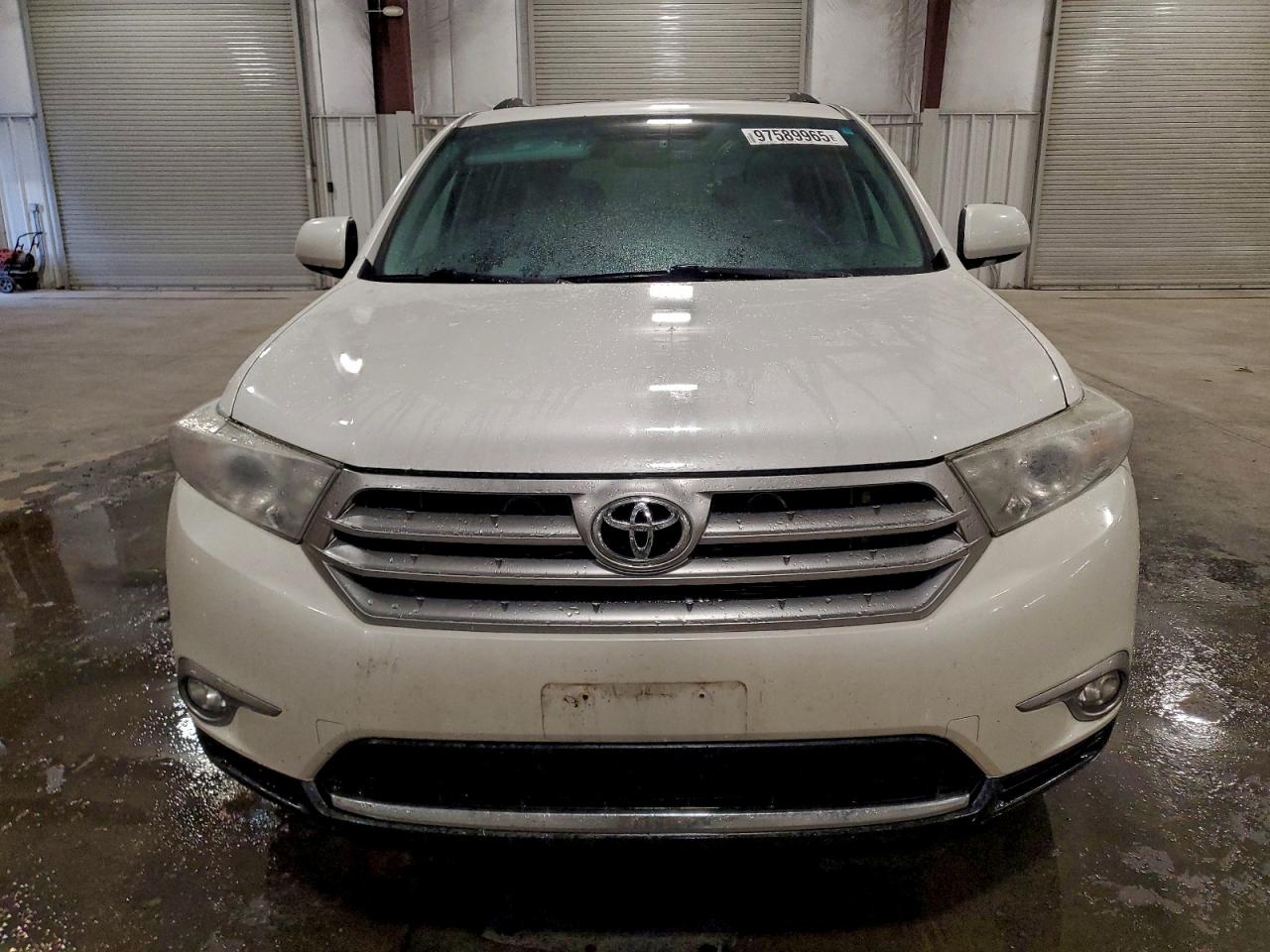 Toyota Highlander Limited Image 4