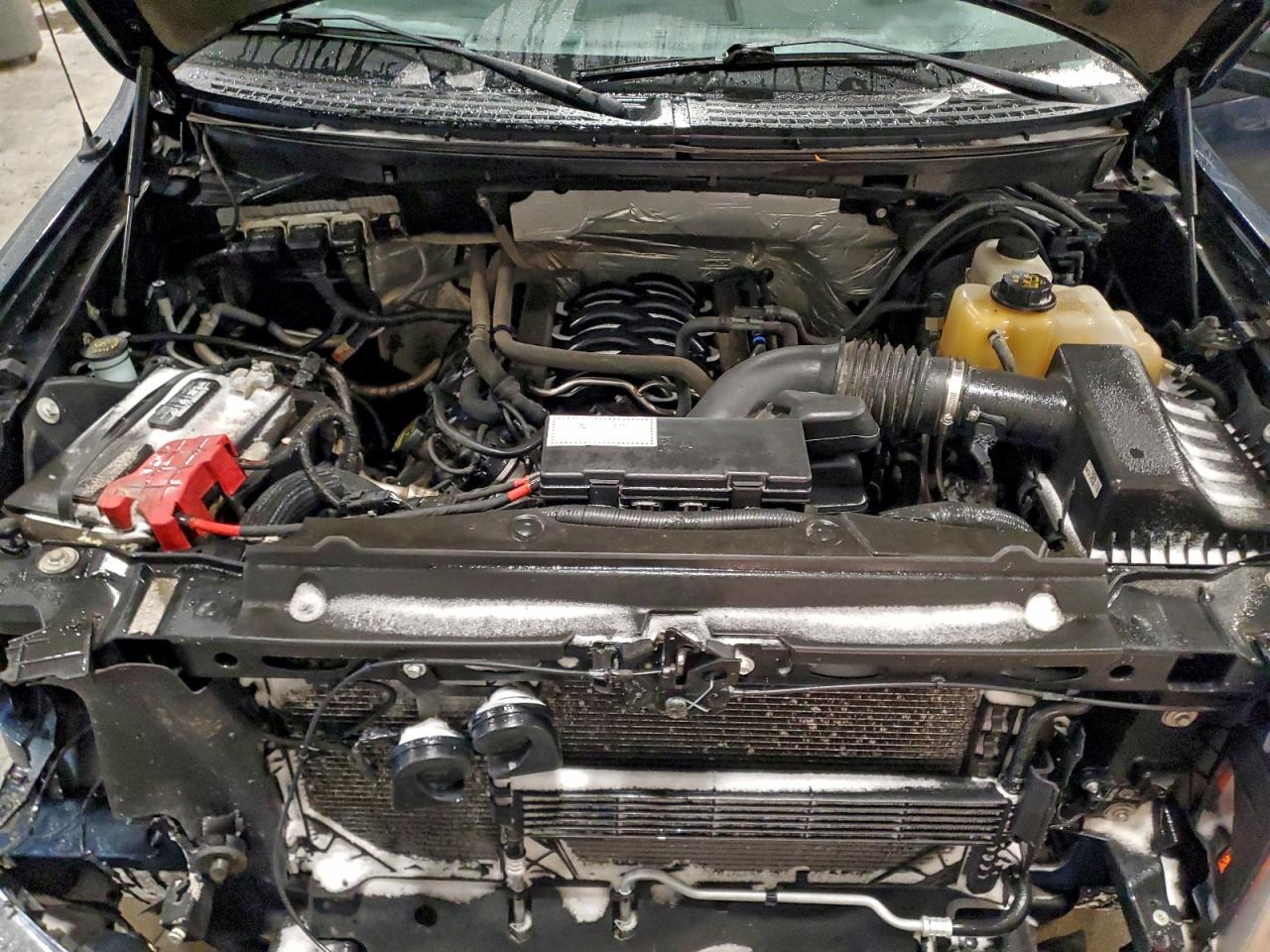 Ford F-150 Supercrew Image 12