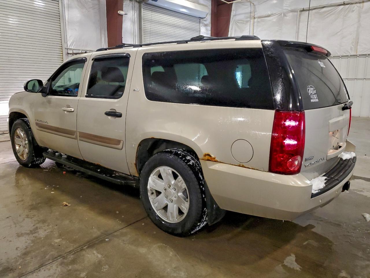 GMC Yukon K1500 Image 5