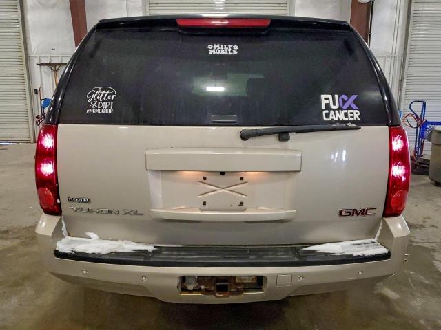 GMC Yukon K1500 Image 2