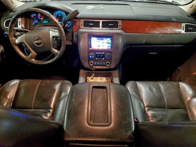 GMC Yukon K1500 Image 4