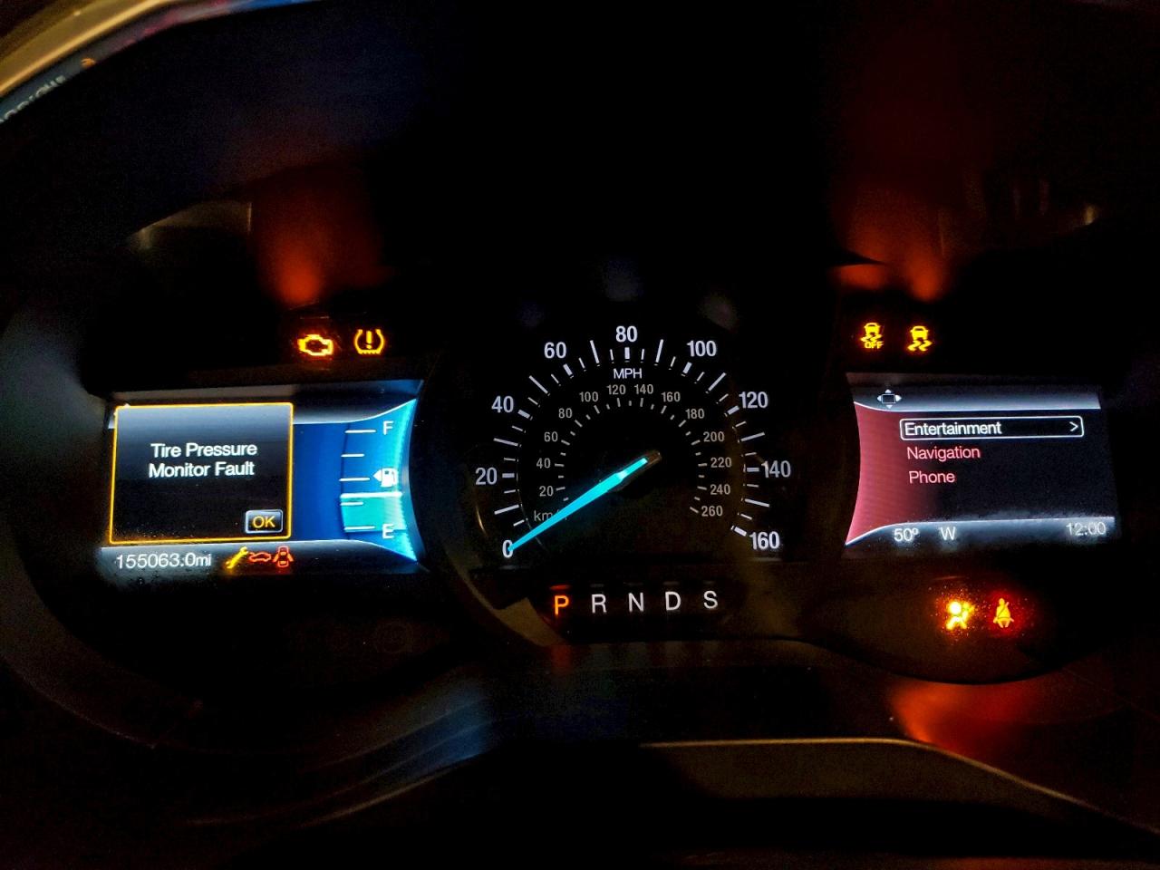 Ford Edge Titanium Image 3