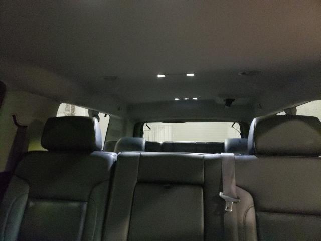 Chevrolet Suburban K1500 Lt Image 6