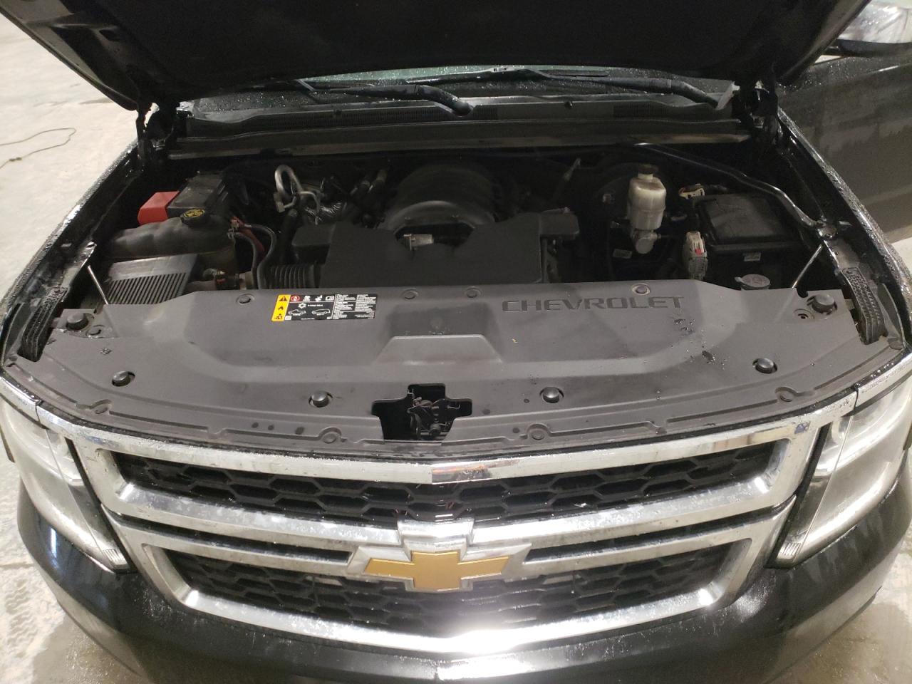 Chevrolet Suburban K1500 Lt Image 3