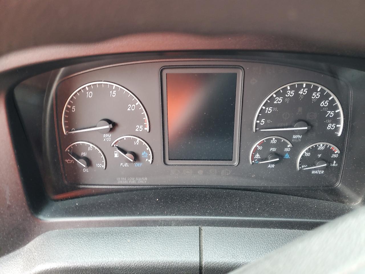 Freightliner Cascadia 1 Image 10