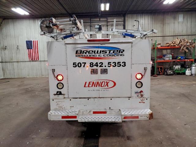 Chevrolet Silverado K2500 Heavy Duty Image 3