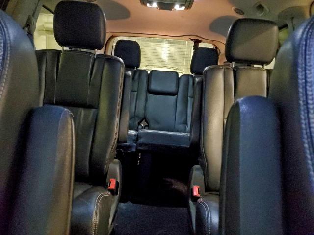 Chrysler Minivan Touring Image 12